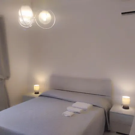 Da Maurizio E Luisa Vakantiehuis Castiadas